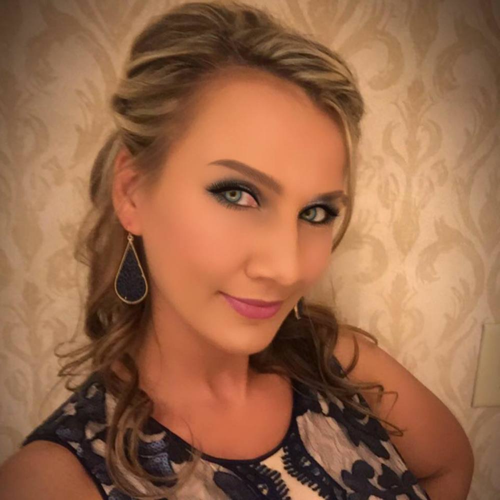 Meet your Posher, Aneta